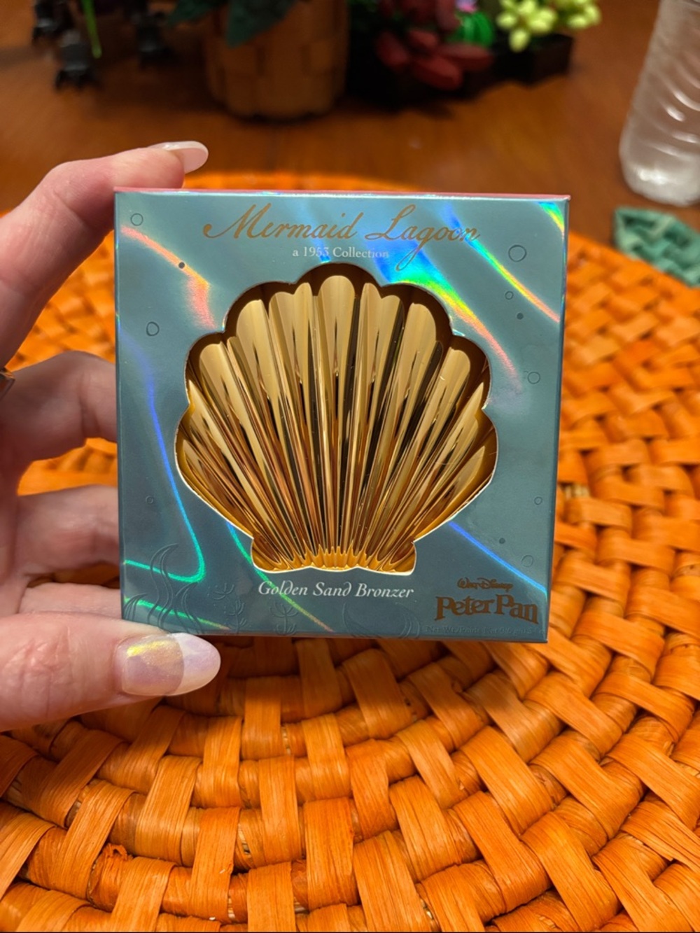 Mermaid Lagoon Golden Sand Bronzer – Gold Shell Compact